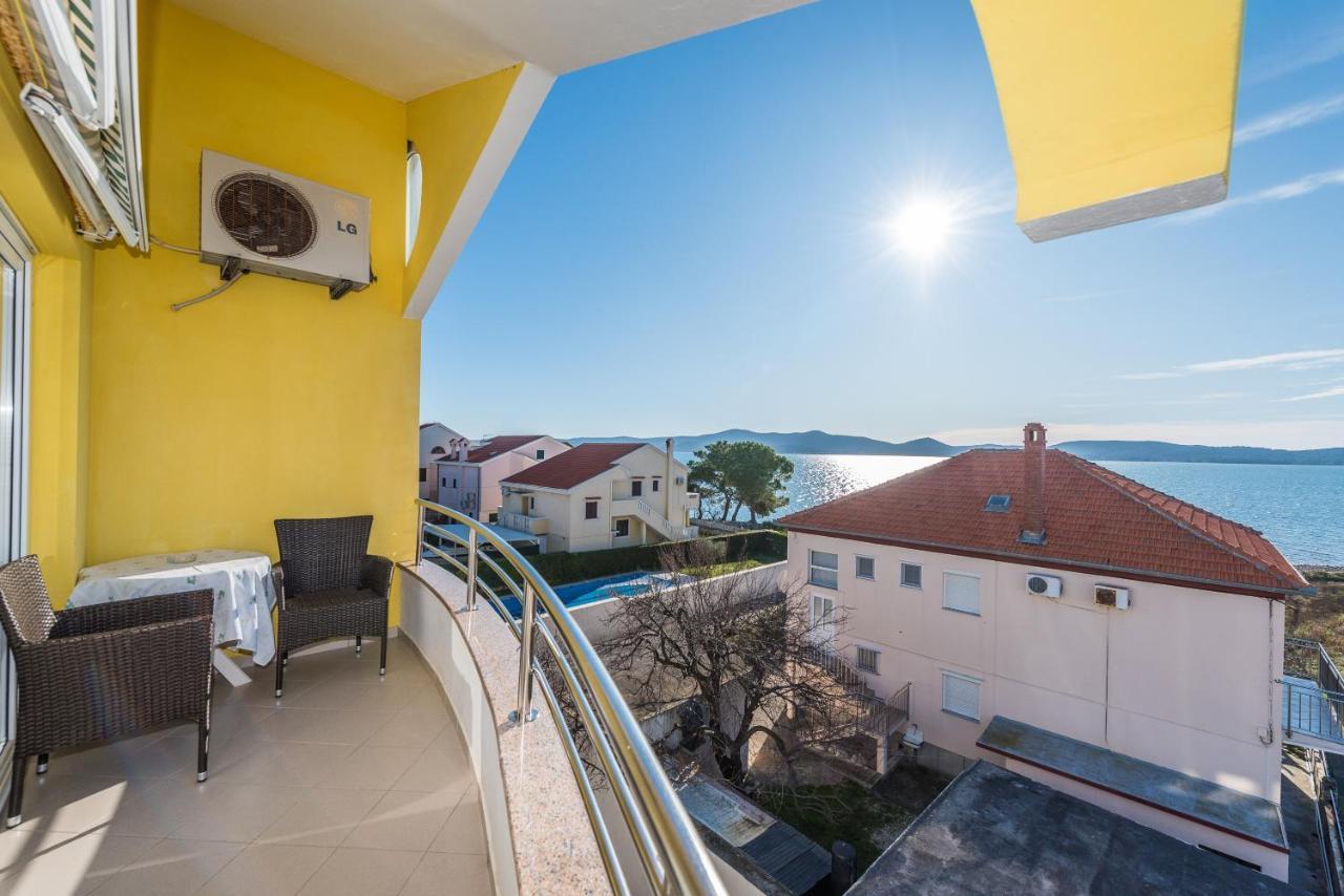 Apartments Danijela 1 Sukošan Exterior foto