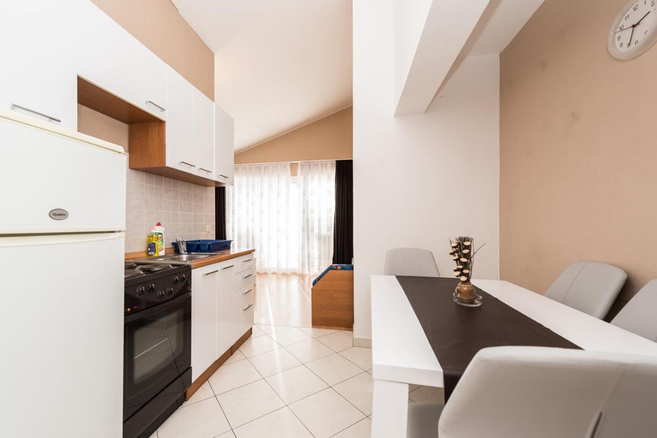 Apartments Danijela 1 Sukošan Exterior foto